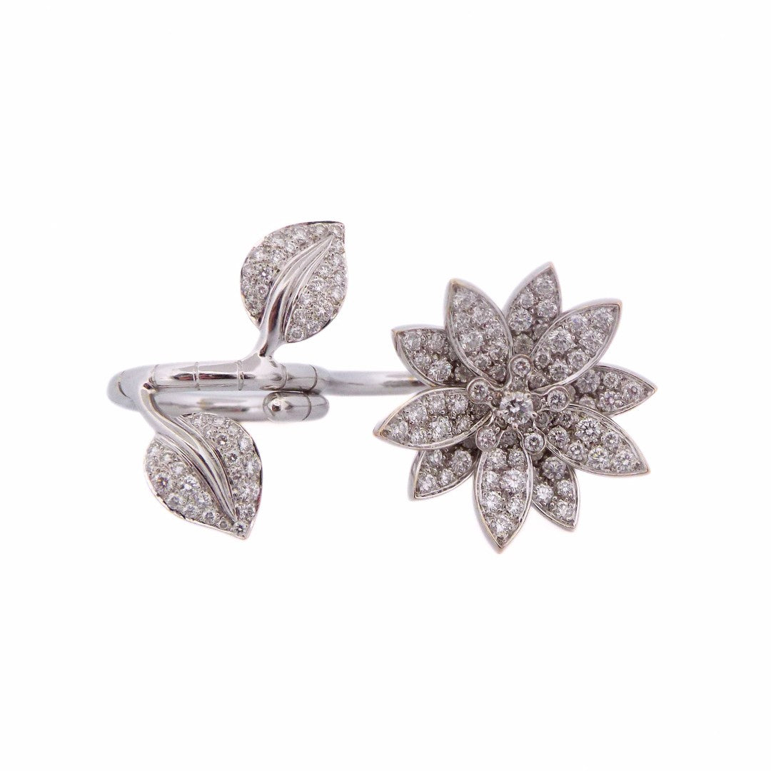 Van Cleef & Arpels Between the Finger Lotus Ring