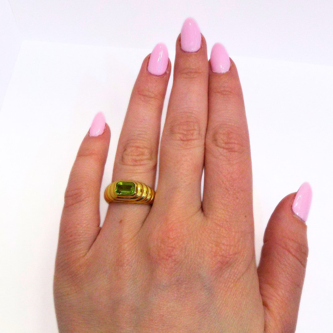 Bulgari 18K Gold Peridot Ring