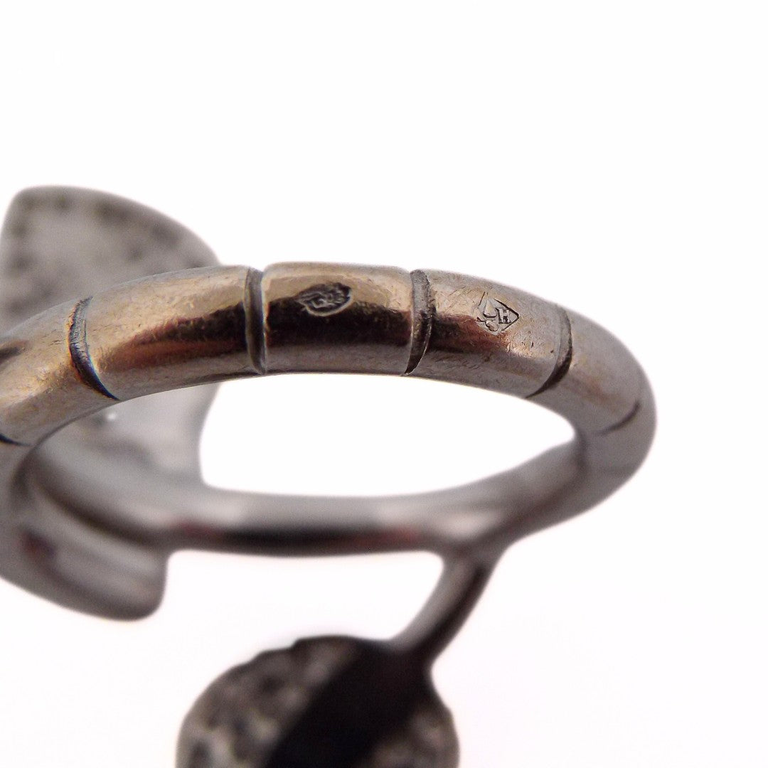 Van Cleef & Arpels Between the Finger Lotus Ring