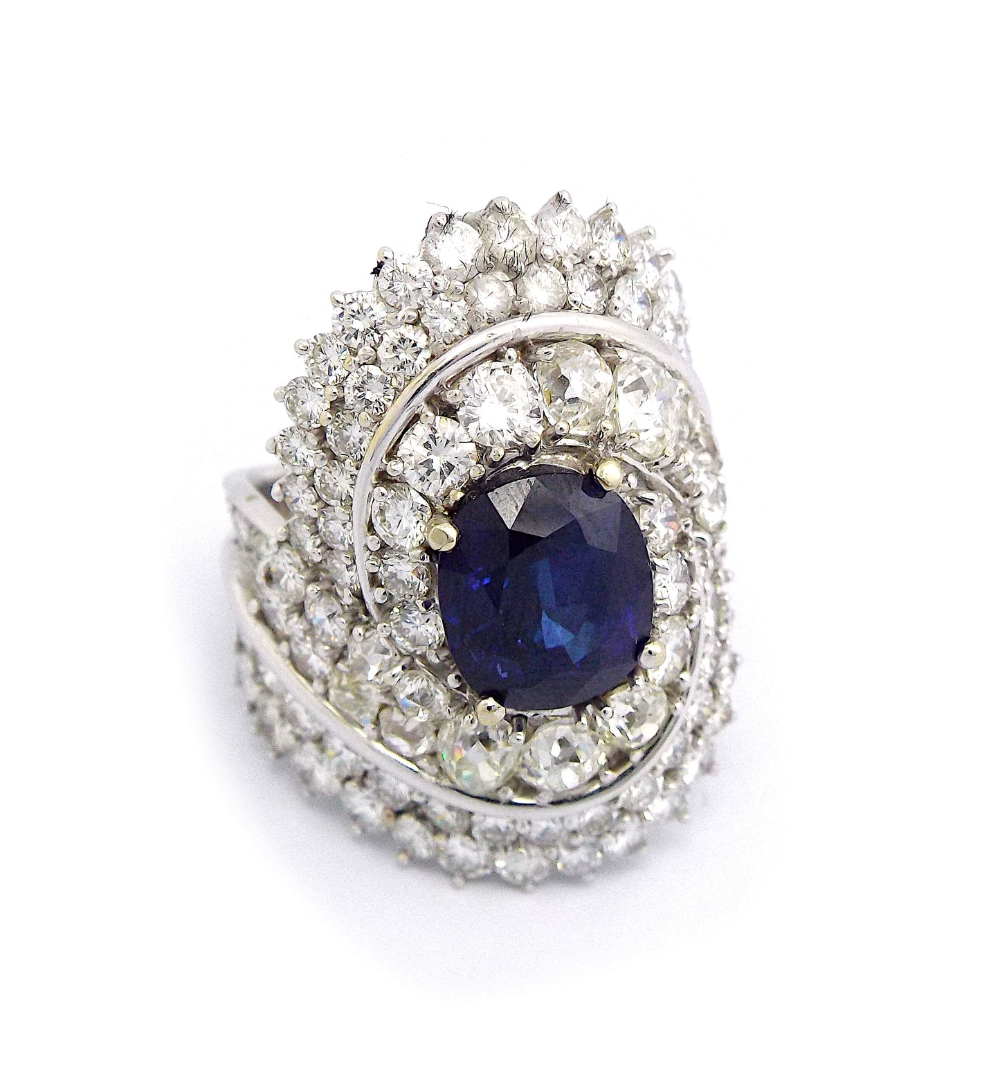 18K White Gold Sapphire Diamond Ring