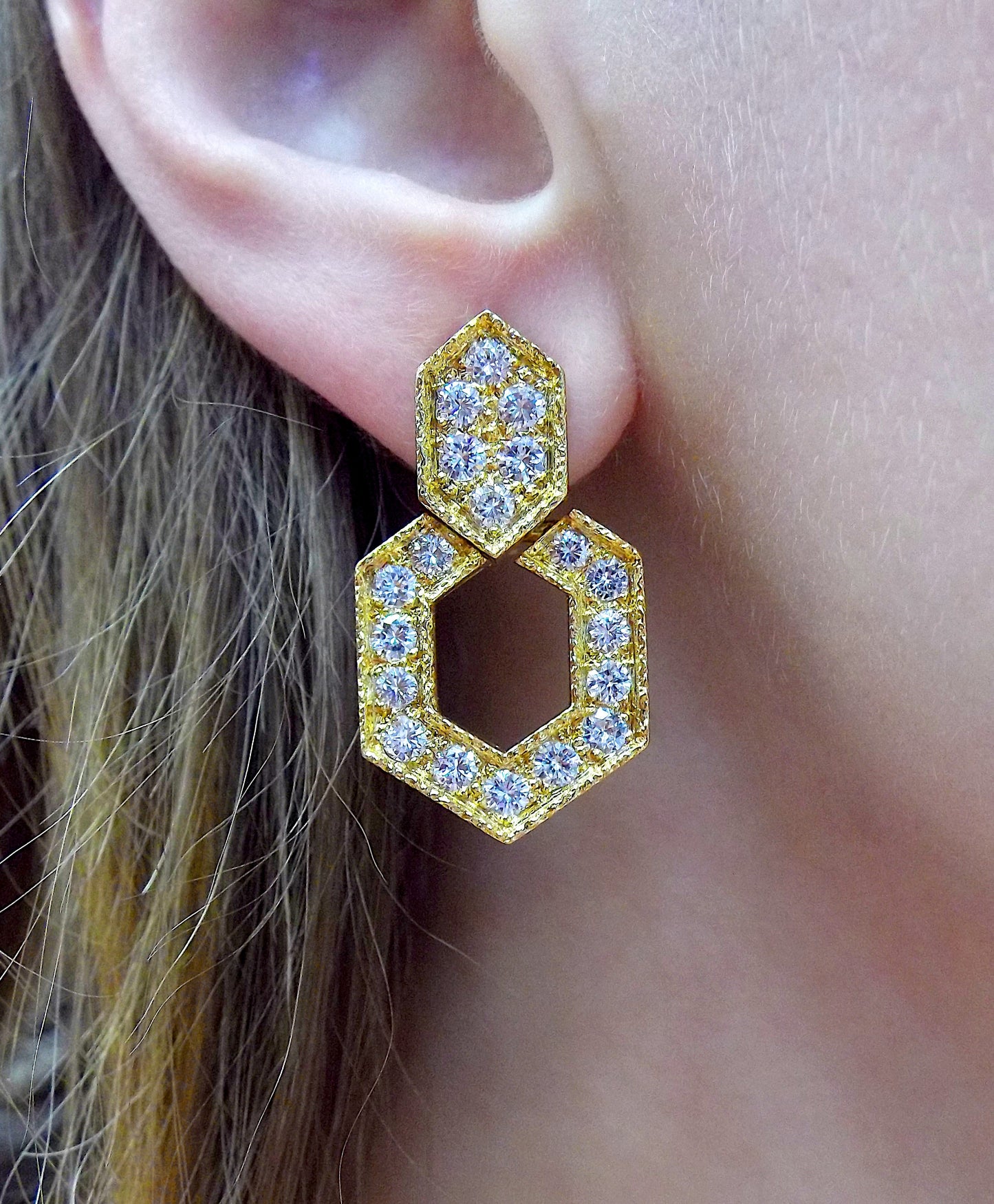 Van Cleef & Arpels 18K Yellow Gold Diamond Earclips