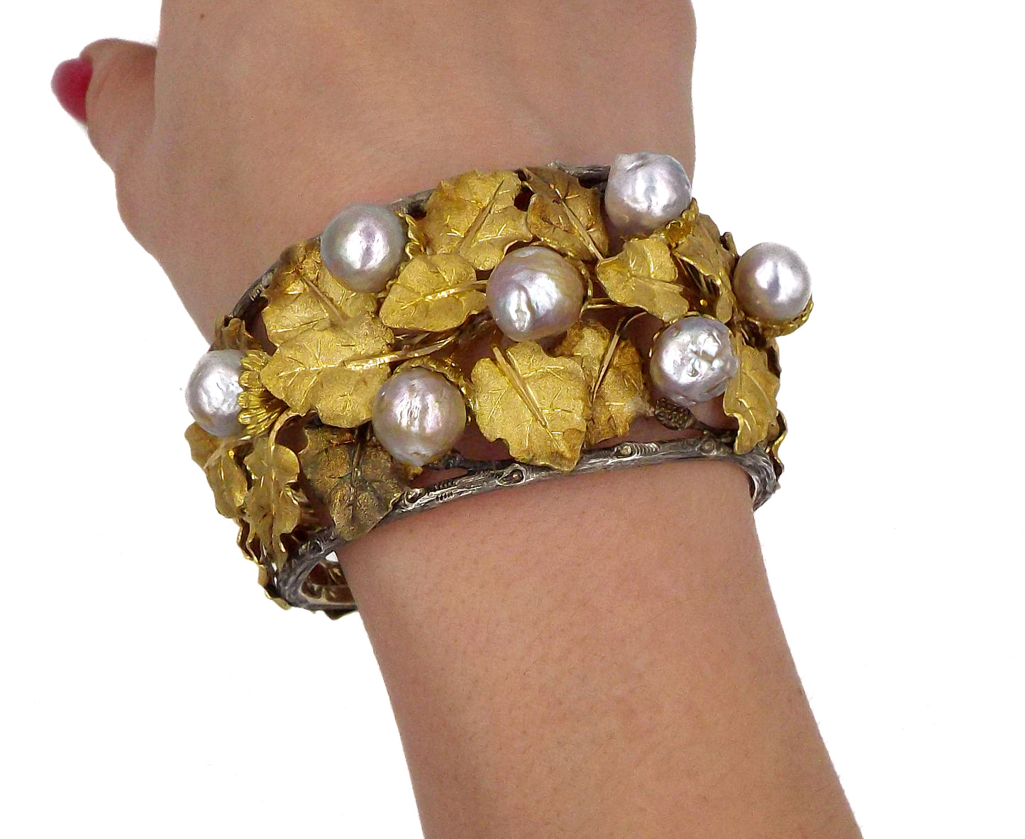 Buccellati 18K Yellow Gold  Grape Cultured Pearl Bracelet