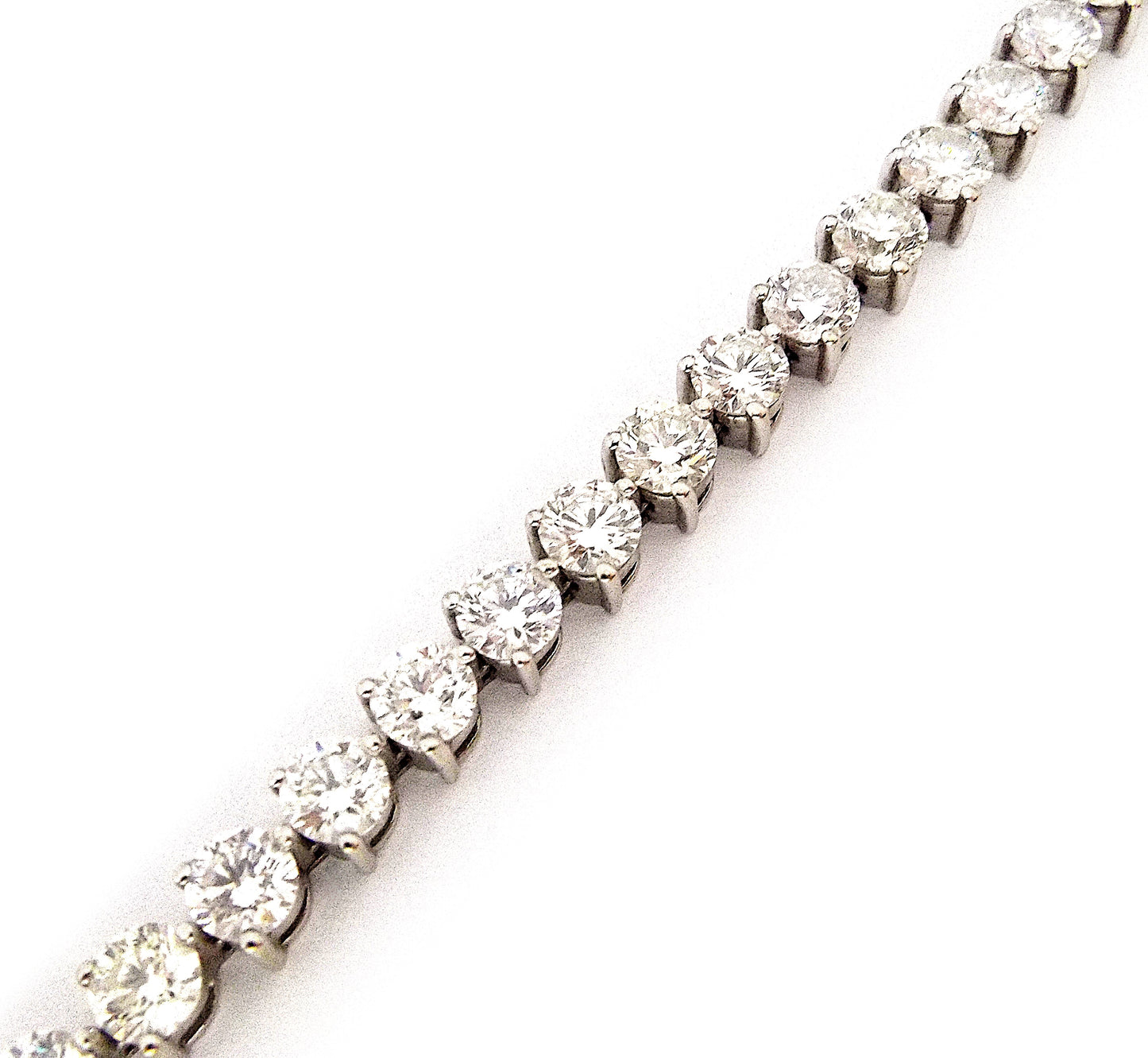 White Gold 13.15ct Diamond Tennis Bracelet