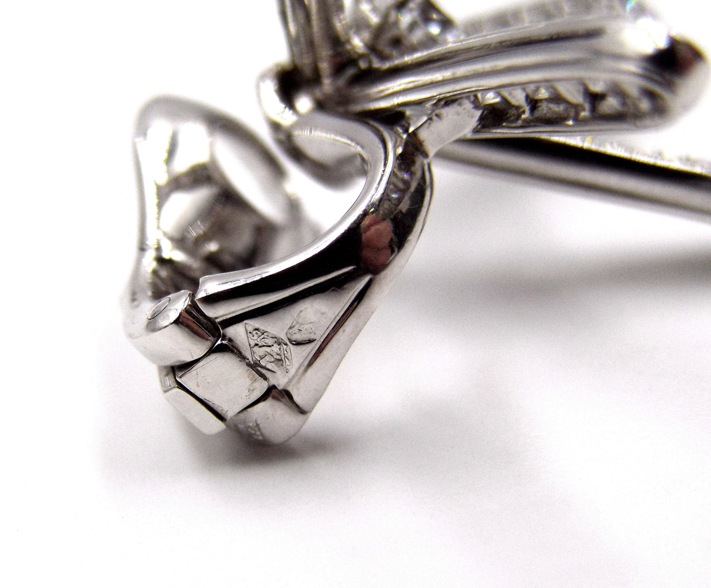 Van Cleef & Arpels 18K White Gold Diamond 'Caresse d'Eole' Earrings