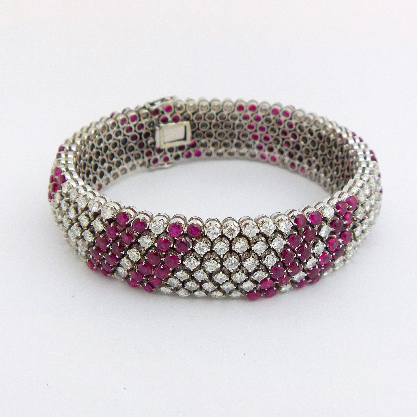 18k White Gold Diamond Ruby Bracelet