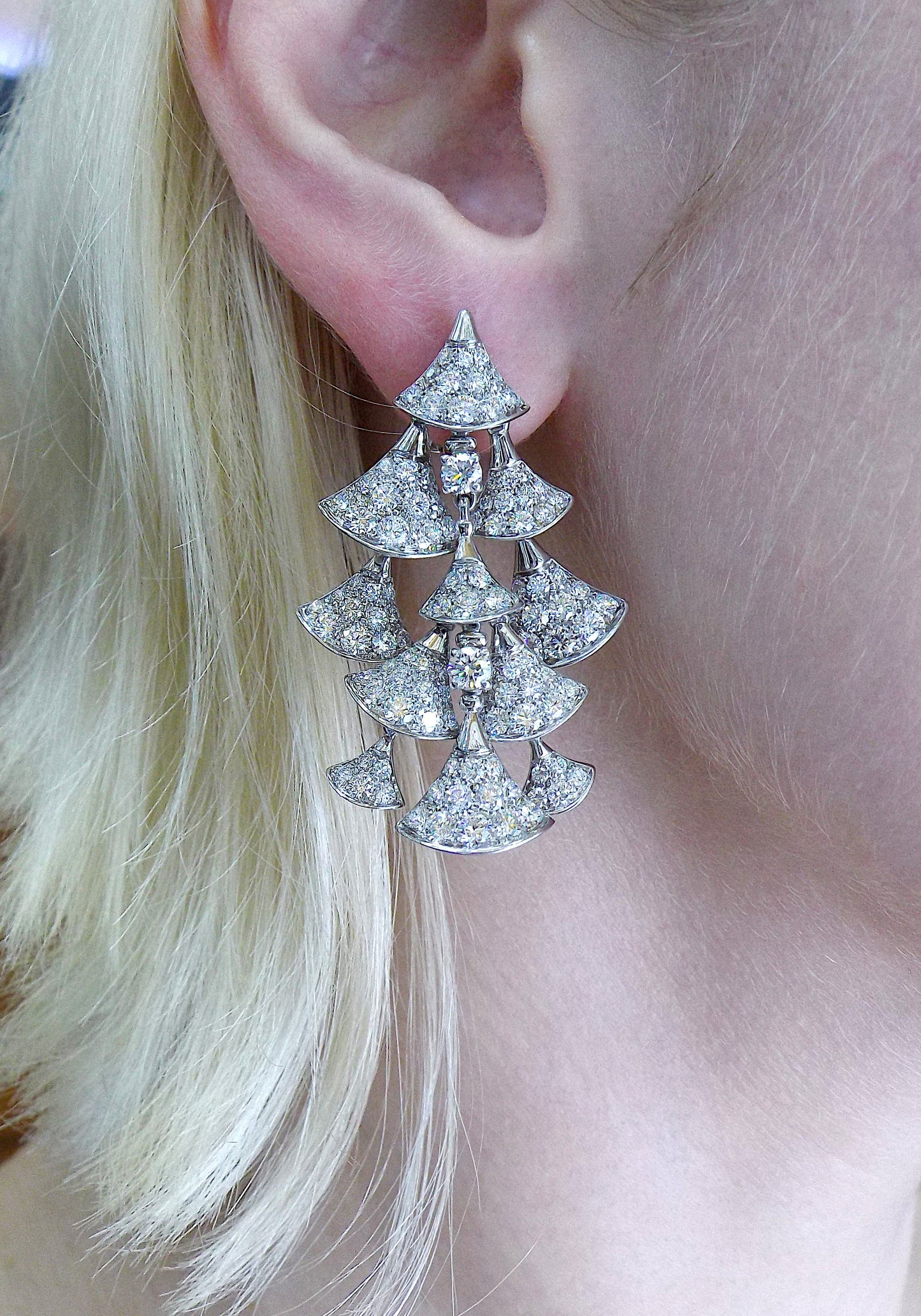 Bulgari Diva's Dream 18K White Gold Diamond Chandelier Earrings