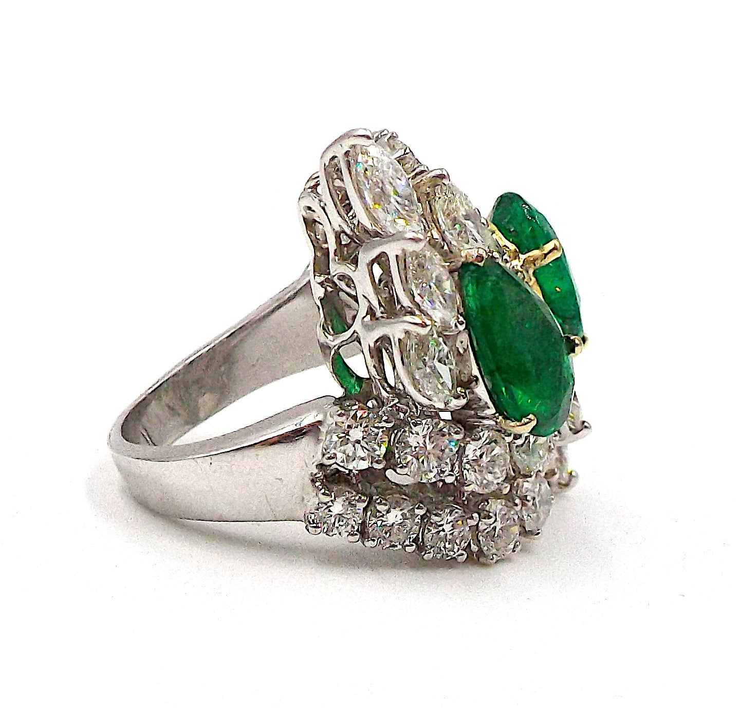 White Gold, Emerald and Diamond Ring