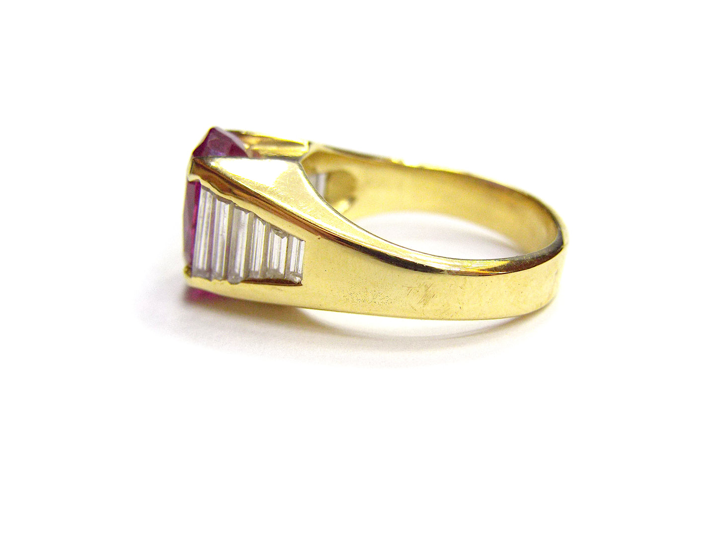 18K Gold Ruby Diamond Ring