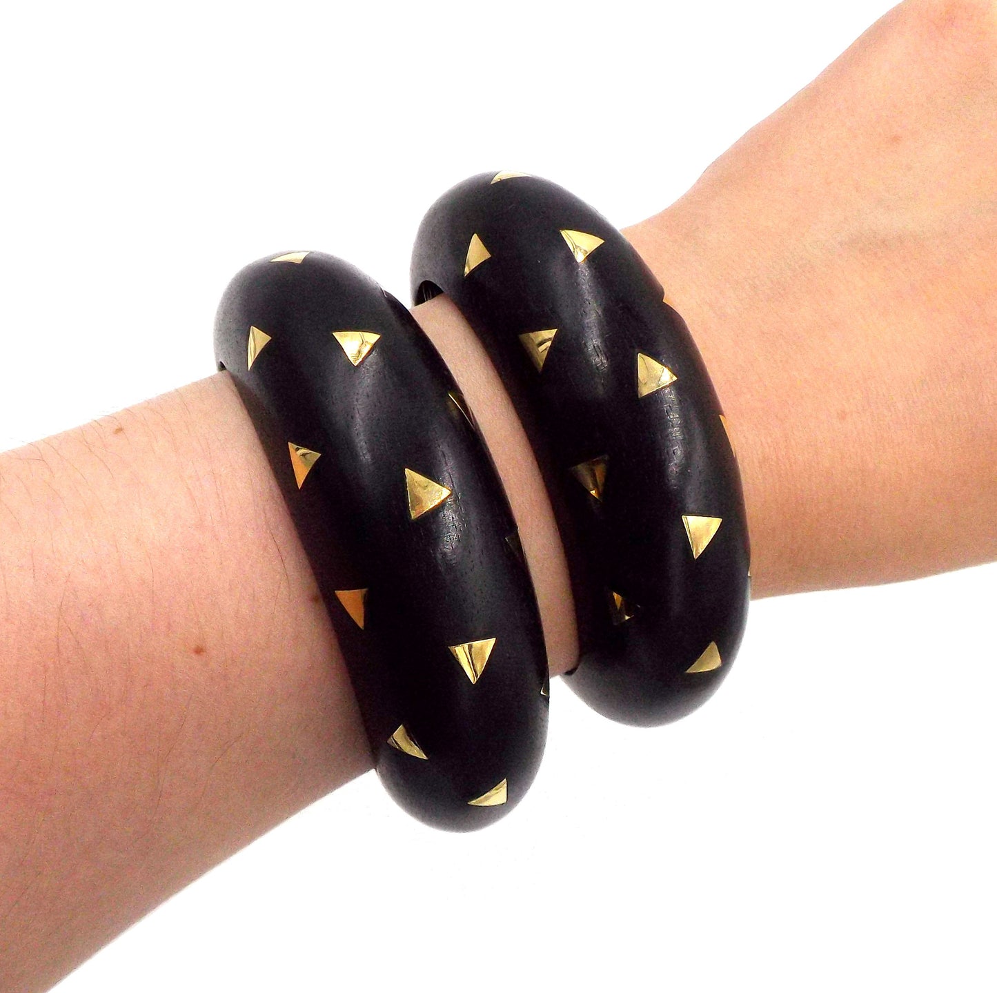 Van Cleef & Arpels A Pair Of 18K Gold Wood Set of Bracelets