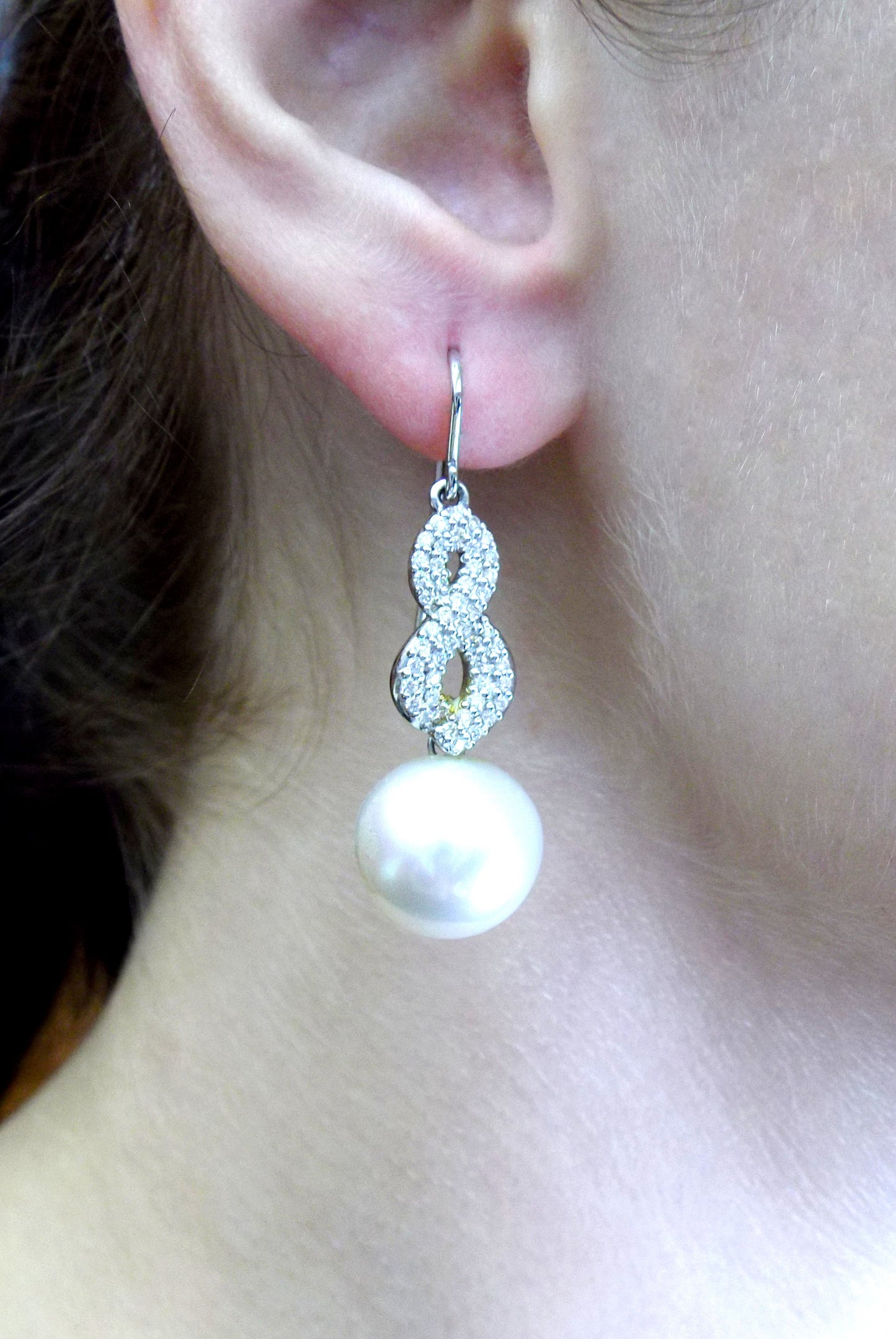 Cultured Pearl Diamond Earrings