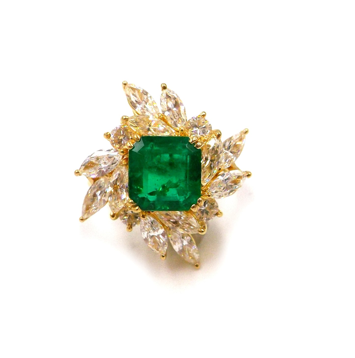 Colombian Emerald and Diamond Ring