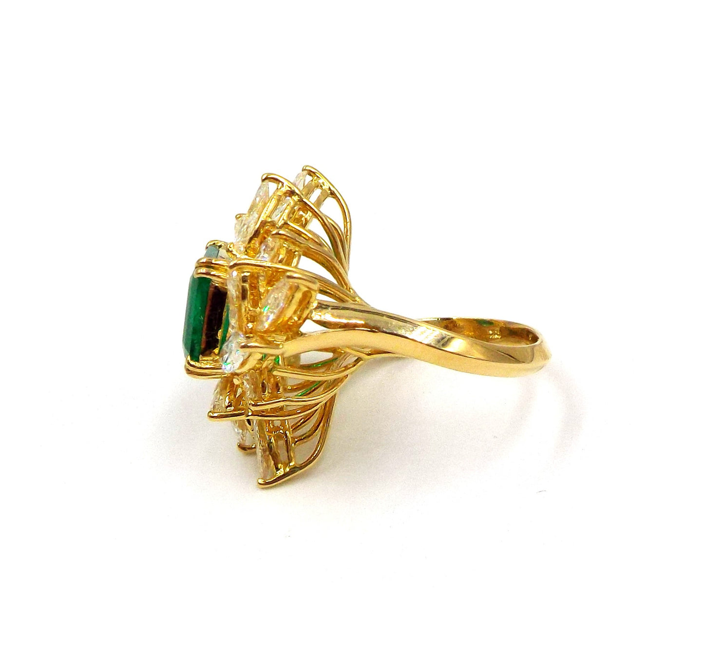 Colombian Emerald and Diamond Ring