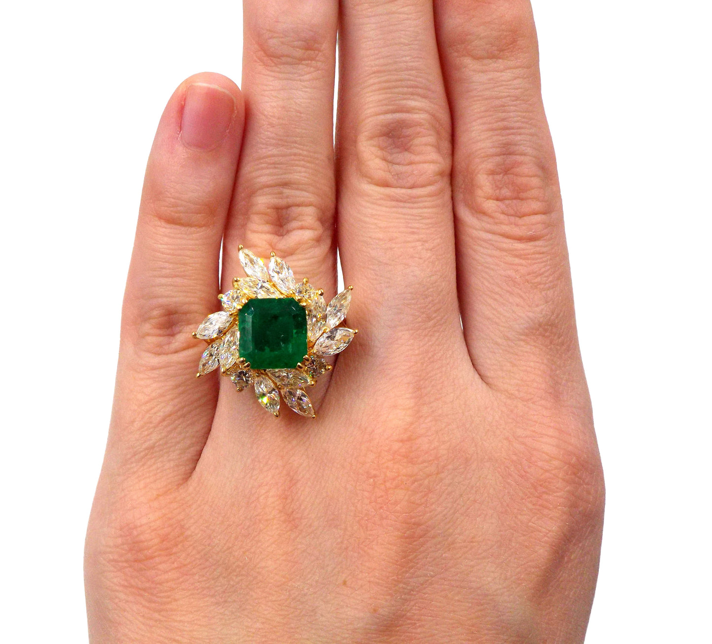 Colombian Emerald and Diamond Ring