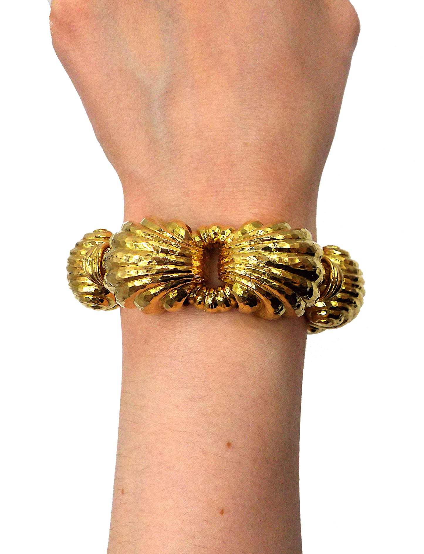 David Webb 18K Hammered Gold Escargot Bracelet