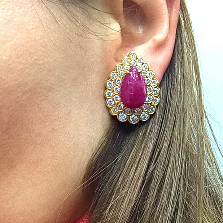 18K Gold Ruby Diamond Ring Earrings Set